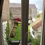 Porte Neuve - Remparts * بولون-سور-مير