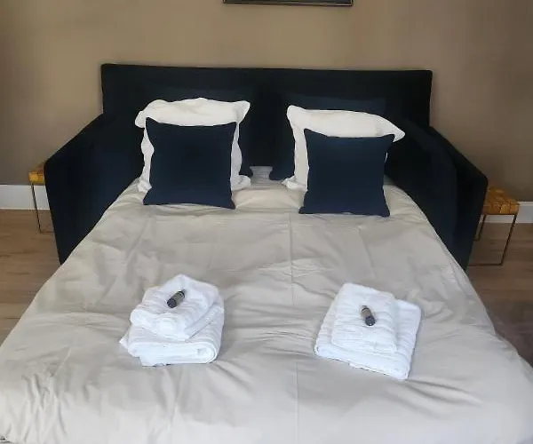 Appartement Porte Neuve - Remparts *