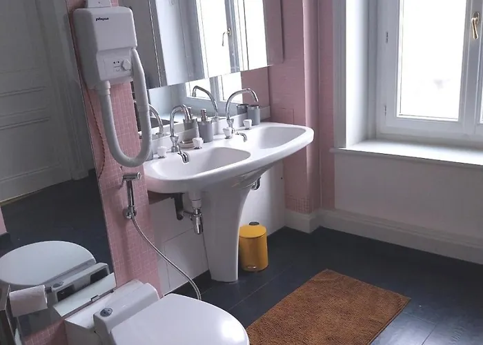 Porte Neuve - Remparts *